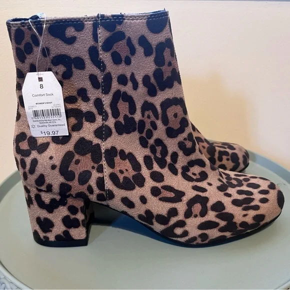 Leopard Print Ankle Boots - Picture 2 of 3